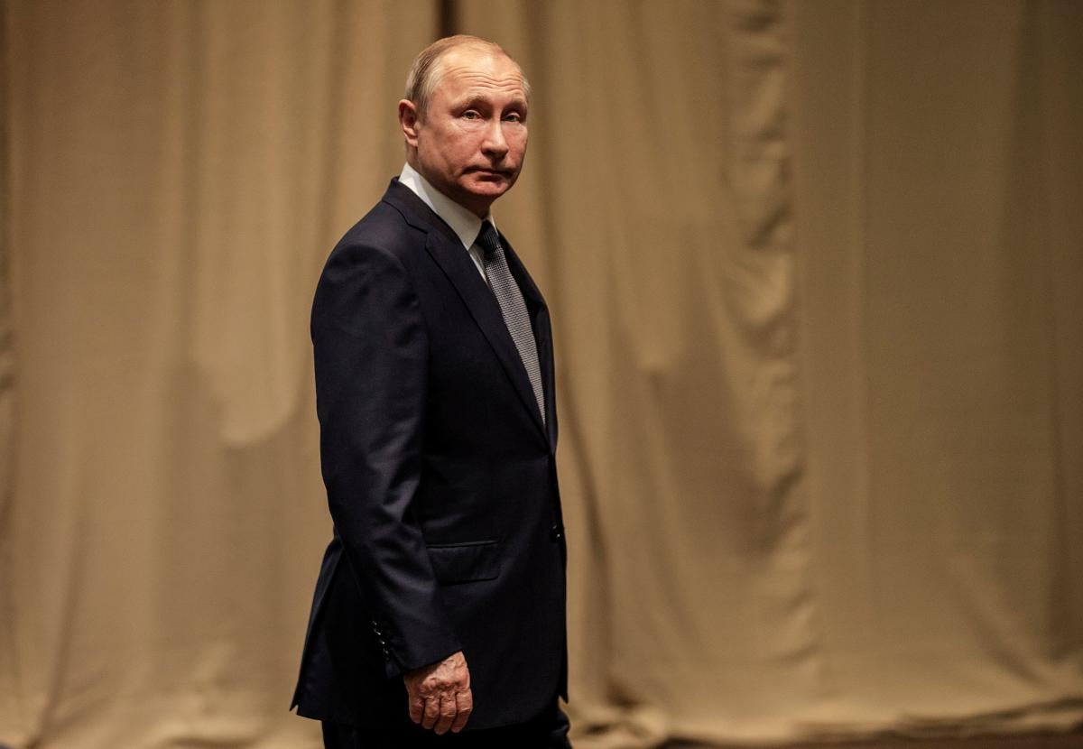 Кремль предпочитает достижению своих целей в нашей стране политическим путем, считает эксперт