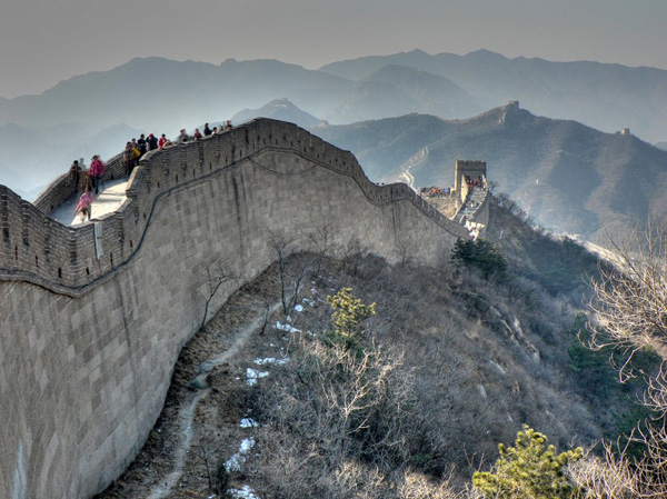 Китайцы утверждают, что история этой стены - половина истории Китая и нельзя понять Китай, не побывав на стене